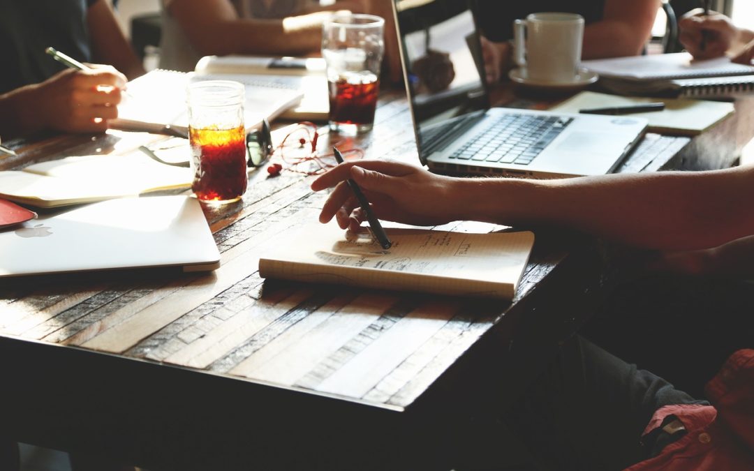 Comment choisir le bon parcours de formation pour votre reconversion professionnelle
